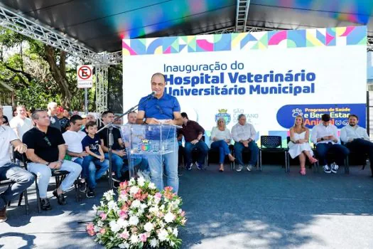 Auricchio inaugura o primeiro hospital veterinário público do ABC