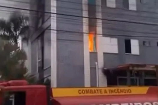 Incêndio em hotel deixa 9 pessoas feridas em São Francisco do Sul