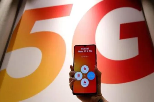 Huawei provoca EUA durante visita de secretária à China e lança celular 5G