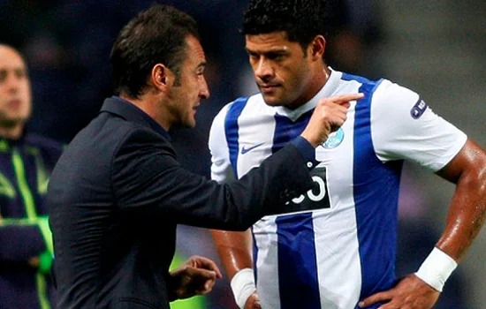 Hulk lamenta fim amargo de vínculo com Vítor Pereira