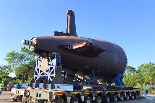 Submarino Humaitá entra em fase final de montagem