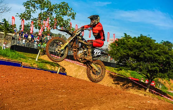 Husqvarna Power Husky acelera em Interlagos no Campeonato Brasileiro de Motocross