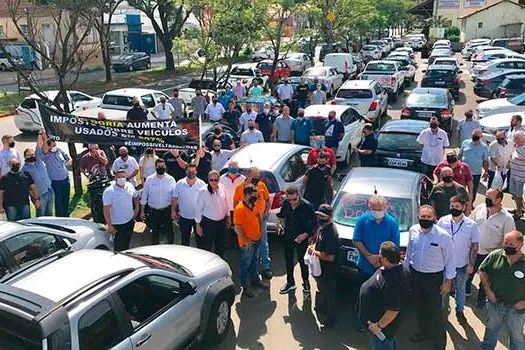 Setor de automóveis adere ao ato contra aumento do ICMS em São Paulo