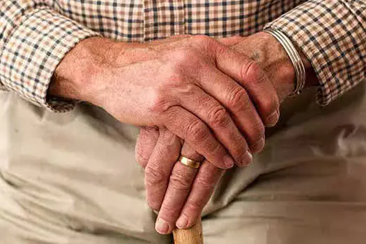 Noites mal dormidas podem ter relação com a idade?