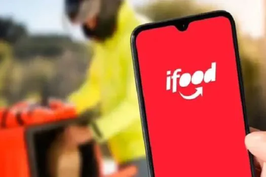 iFood demite 355 funcionários e culpa cenário econômico