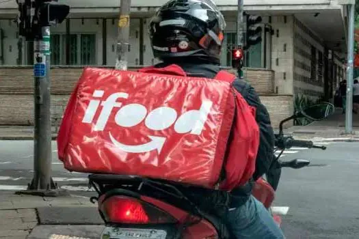 iFood vai impactar mais de 10 milhões de pessoas com oportunidades de educação