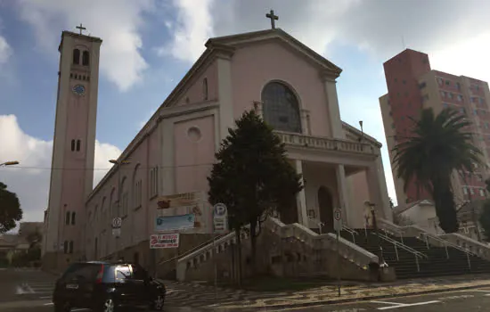 Igreja Matriz de Santo André promove 4ª Festa das Nações