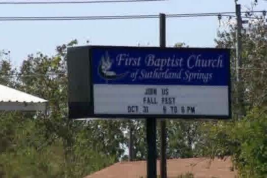 Tiroteio em igreja Batista deixa 26 mortos no Texas
