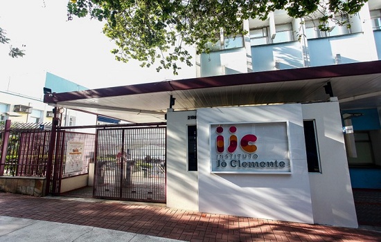 Instituto Jô Clemente é responsável pela triagem de 80% dos bebês nascidos na capital