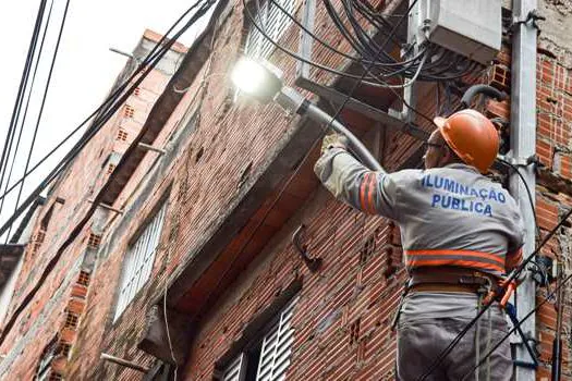 Manutenção na iluminação pública avança em Diadema