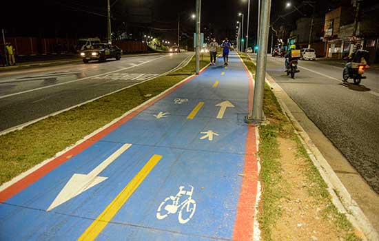 Prefeitura de São Bernardo entrega iluminação em LED em ciclovia