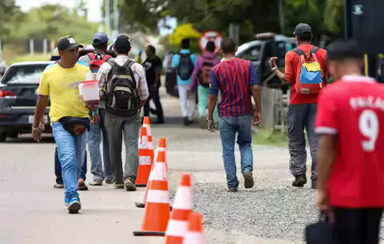 Carrefour promove dia dedicado a contratação de refugiados