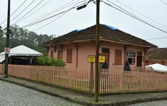 Empreendimentos formam novo caminho do artesanato em Paranapiacaba