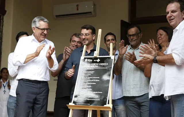 Rio inaugura Super Centro de Vacinação em edifício histórico