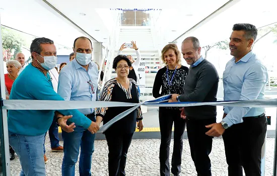 Auricchio inaugura Biblioteca Municipal Paul Harris modernizada e em novo espaço