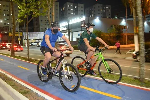 Prefeito Orlando Morando entrega revitalização da ciclovia da Avenida João Firmino