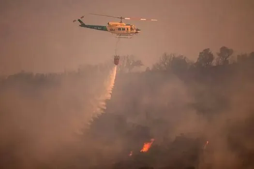 Onda de calor na Europa provoca graves incêndios na Espanha e na França