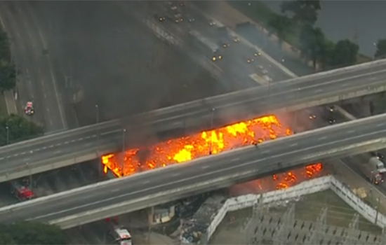 Prefeitura de SP define nesta segunda se mantém bloqueio na Ponte do Jaguaré