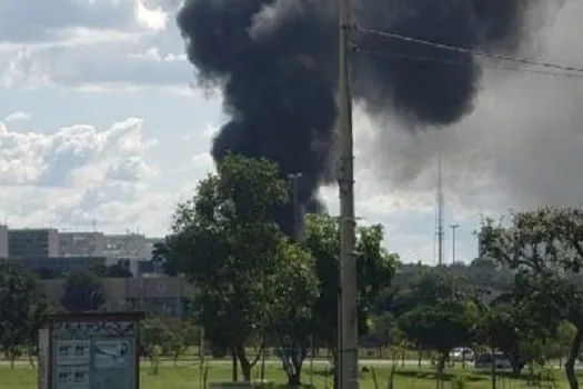 Em Brasília, incêndio atinge anexo do Palácio do Planalto