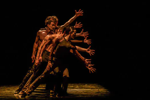 São Paulo Companhia de Dança e Theatro São Pedro estreiam Infinitos Traçados