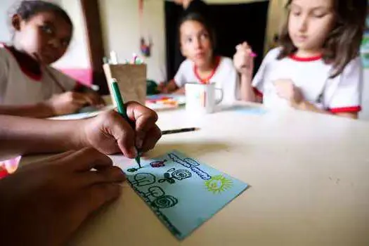 Estudantes da rede estadual recebem apoio personalizado para melhoria da aprendizagem