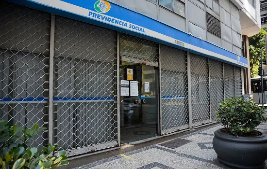 Servidores do INSS retornam hoje ao trabalho presencial