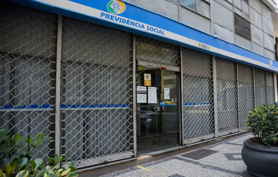 INSS: O teto do benefício passou de R$ 6.433