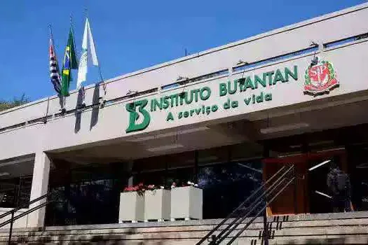 Butantan envia 700 mil doses da vacina contra gripe para o Uruguai