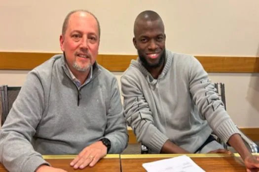 Internacional anuncia a contratação de Enner Valencia