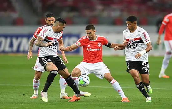 São Paulo fica com um a mais