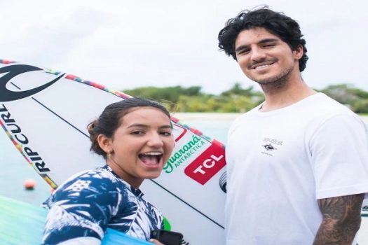 Irmã de Medina é campeã em Florianópolis e fatura 1º título no surf em 2023