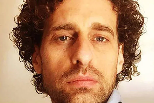 Ator Isaac Kappy comete suicídio aos 42 anos