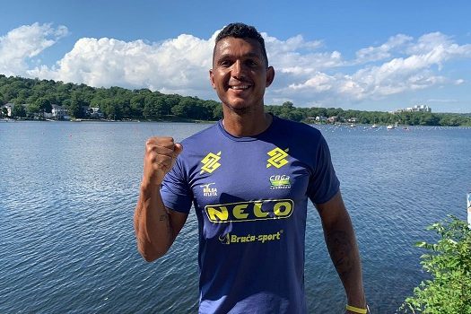 Isaquias Queiroz conquista prata no Mundial de canoagem e chega a 14ª medalha