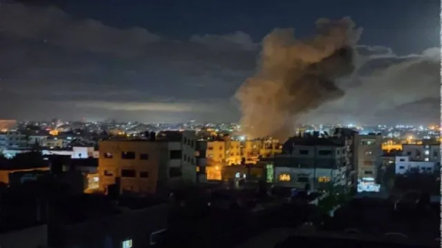 Israel bombardeia Gaza após disparo de foguetes e ataque mortal a Nablus