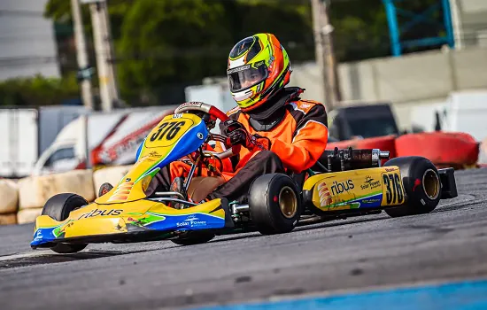 Ítalo Ribeiro participará de importantes competições no kart indoor e profissional