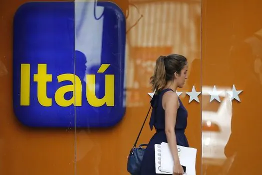 Procon-SP notifica Itaú por falhas em aplicativos e plataformas