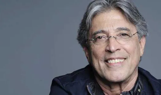 Ivan Lins faz show no Parque Capivari em Campos do Jordão