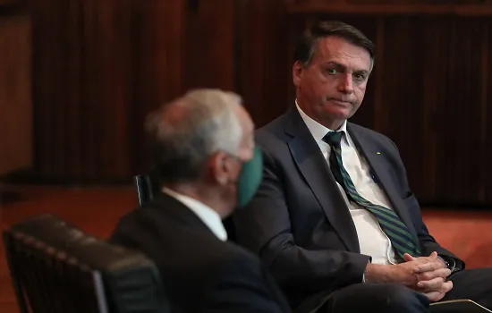 Bolsonaro quer CPI sobre urnas