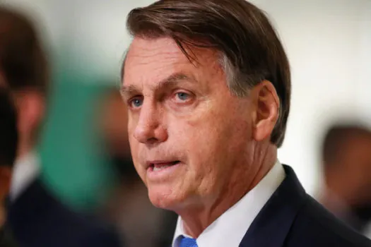 Bolsonaro pode ficar inelegível no julgamento do TSE, e não perder direitos políticos