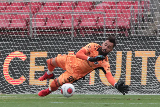 Jandrei volta aos treinos e São Paulo encerra preparação para encarar o Flamengo