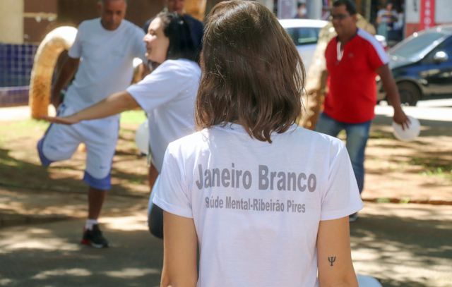 Ribeirão Pires realizou conscientização do janeiro branco na Praça Vila do Doce