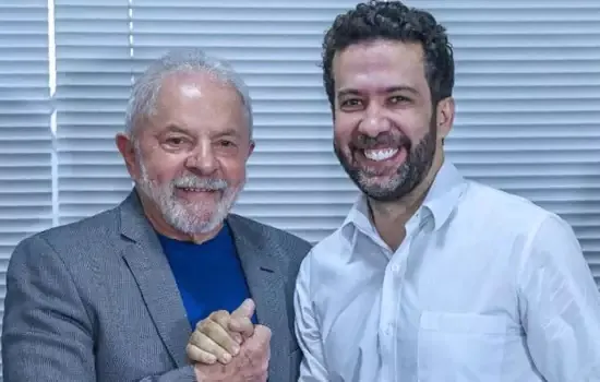 Live de Janones em apoio a Lula bate recorde pessoal nas redes