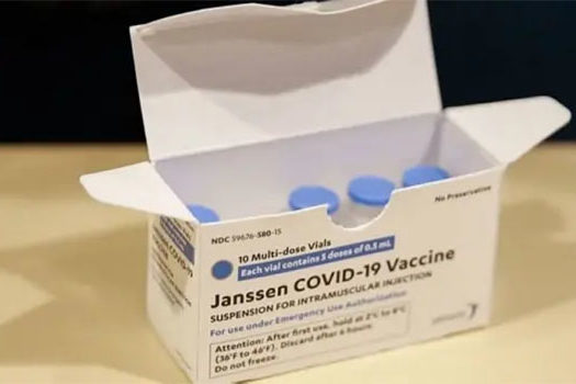 Anvisa aprova ampliação de validade da vacina da Janssen de 3 para 4 meses e meio_x000D_