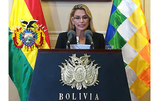 Bolívia pode anular decreto que exime militares de responsabilidade