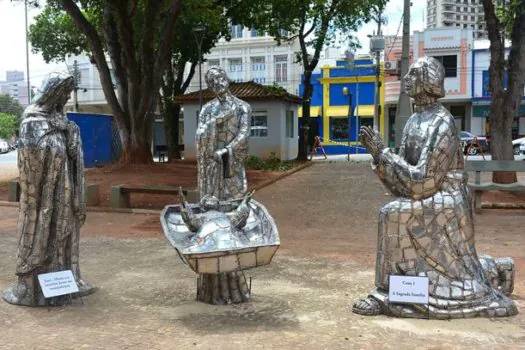 Esculturas ocupam a Avenida Paulista no Corpus Christi para falar de paz