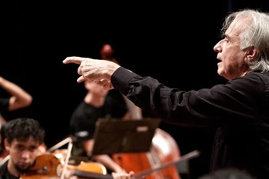 Maestro João Carlos Martins apresenta espetáculo gratuito em São Paulo