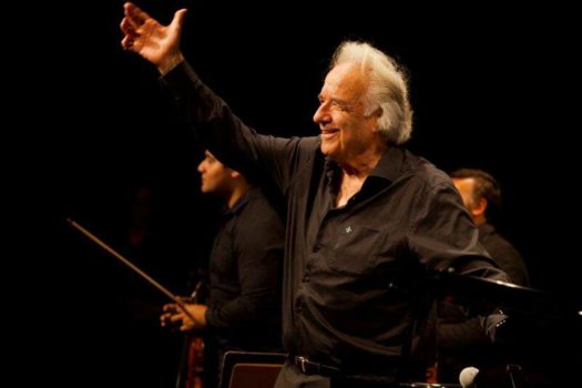 Maestro João Carlos Martins passa por cirurgia bem-sucedida aos 84 anos