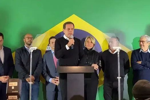 Doria anuncia que não é a escolha da cúpula do PSDB e desiste de ser candidato