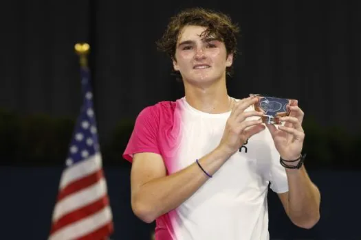 Brasileiro campeão do US Open juvenil é torcedor rubro-negro e 1º do ranking