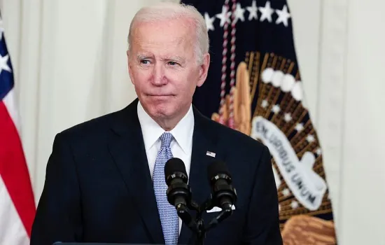 Biden testa positivo para covid-19 novamente e volta ao isolamento